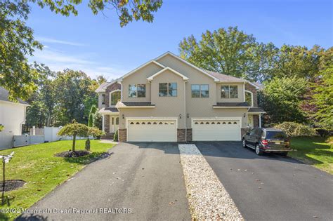 Rental Listings in Manalapan Township NJ .
